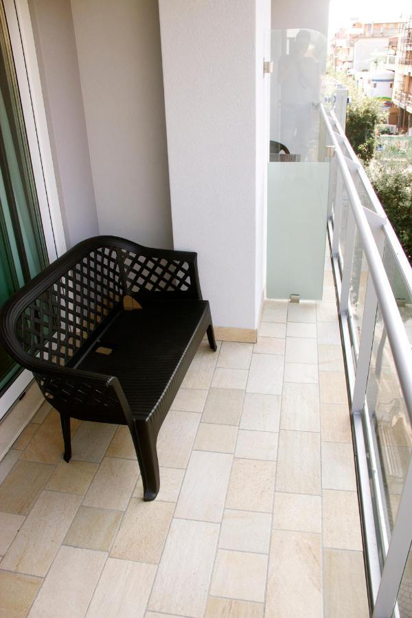 קאורלה Residence La Perla מראה חיצוני תמונה