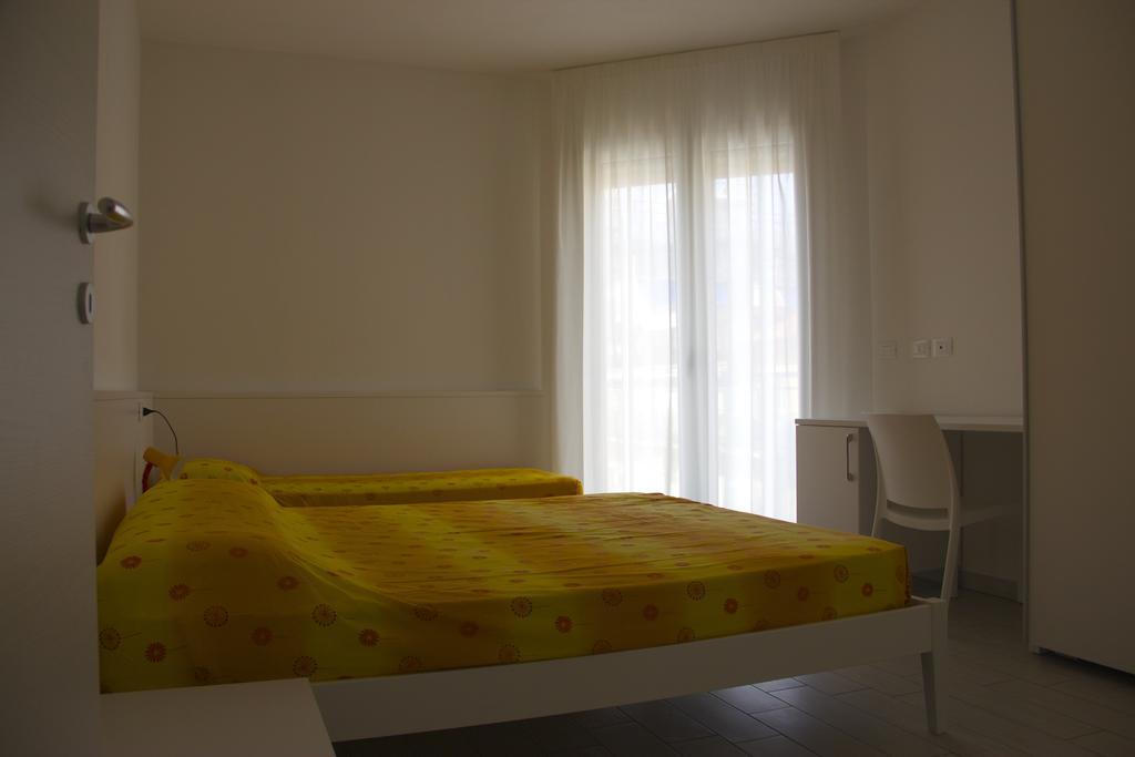 קאורלה Residence La Perla חדר תמונה