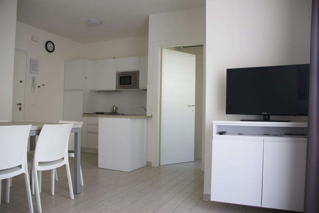 קאורלה Residence La Perla מראה חיצוני תמונה