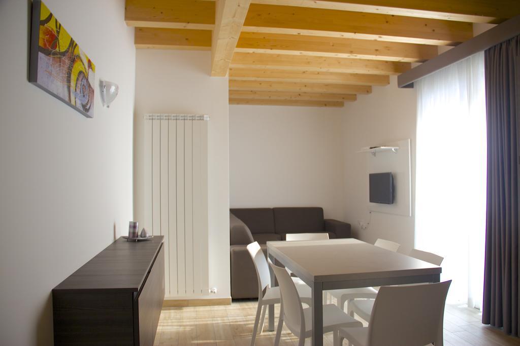 קאורלה Residence La Perla מראה חיצוני תמונה