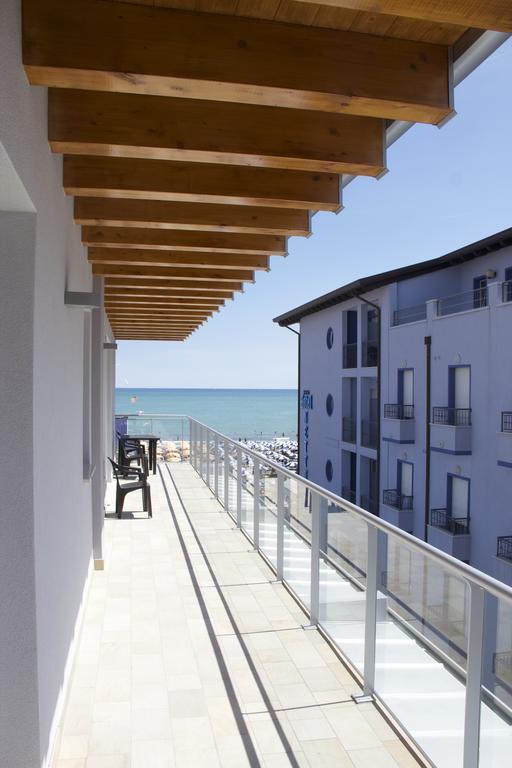 קאורלה Residence La Perla מראה חיצוני תמונה
